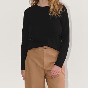Everlane black cashmere crew neck sweater small